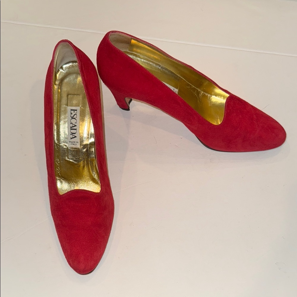 Vintage Escada Bold Red Suede Pumps